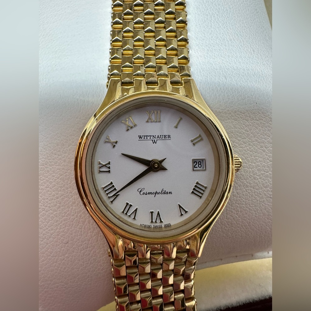 Wittnauer Cosmopolitan Gold-plated Unisex Watch in EUC
